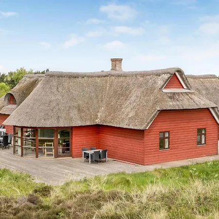 Four-bedroom In Romo Romo