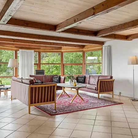 Casa de Férias Gorgeous In Romo With Kitchen