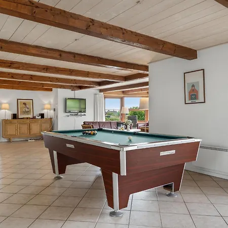Four-bedroom In Prázdninový dům Romo