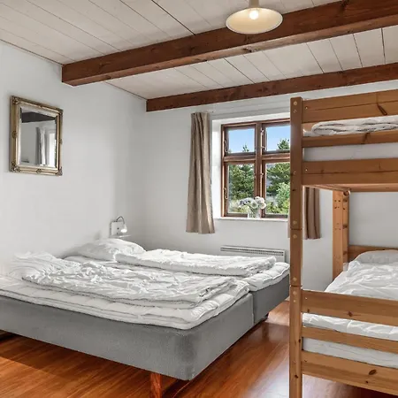 Four-bedroom In Romo